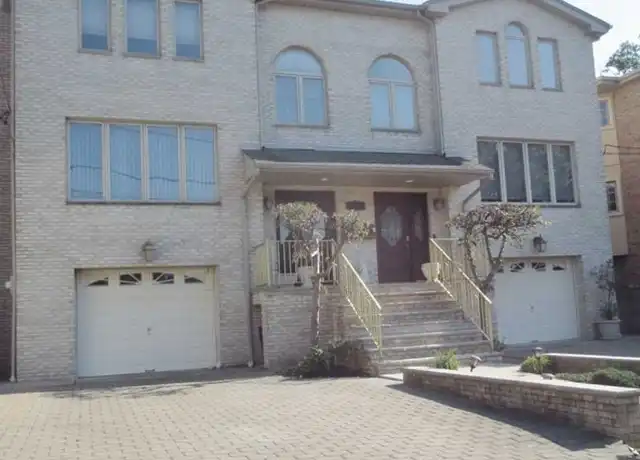 Property at 456 Glen Ave Unit B, Palisades Park, NJ, 07650, 3 beds, 2.5 baths, [object Object]