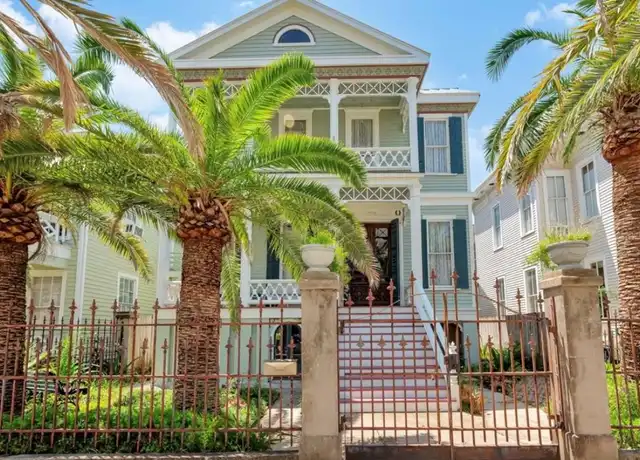 Property at 2113 Ball, Galveston, TX, 77550, 6 beds, 2 baths, [object Object]