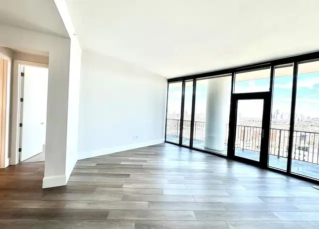Property at 3333 Lake St Unit 11K, Houston, TX, 77098, 2 beds, 2 baths, [object Object]