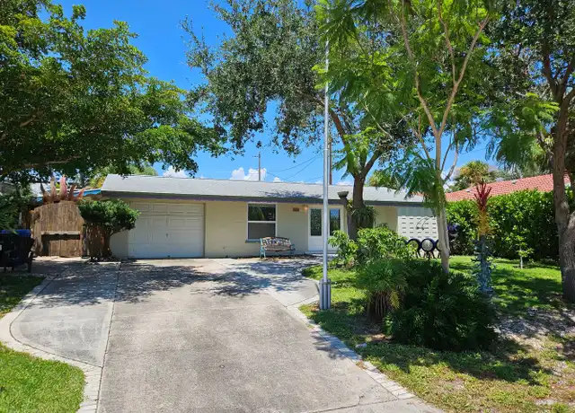Property at 404 Barcelona Ave, Venice, FL, 34285, 2 beds, 2 baths, [object Object]