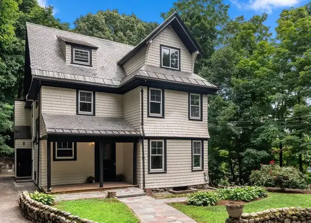 Property at 136 Academy Hill Rd Unit 1, Boston, MA, 02135, 2 beds, 1 bath, [object Object]