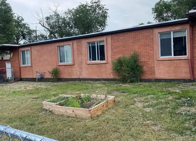 Property at 369 S Greensboro unit 371 S Greensboro, Colorado Springs, CO, 80906, 2 beds, 1 bath, [object Object]