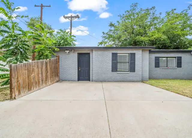 Property at 3120 31st St, Lubbock, TX, 79410, 2 beds, 2 baths, [object Object]