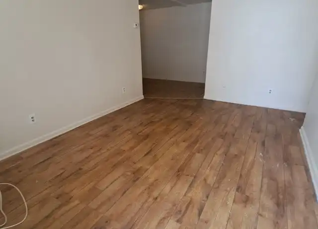 Property at 351 San Antonio Blvd Unit 1, Norfolk, VA, 23505, 2 beds, 1 bath, [object Object]
