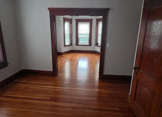 Property at 1 Harbor St Unit 12, Salem, MA, 01970, 1 bed, 1 bath, [object Object]