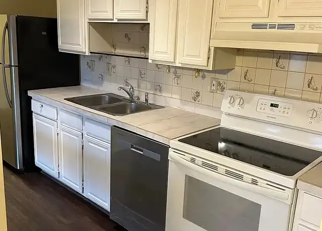 Property at 19513 Gunners Branch Rd Unit F, Germantown, MD, 20876, 2 beds, 2 baths, [object Object]