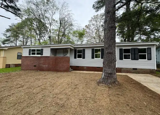 Property at 742 Montclair Pl, Jackson, MS, 39206, 4 beds, 2 baths, [object Object]