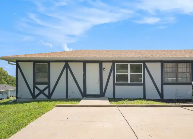 Property at 18733 E Blackhawk Trl, Independence, MO, 64056, 2 beds, 1 bath, [object Object]