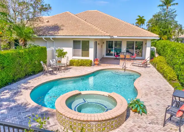 Property at 2941 Twin Oaks Way, Wellington, FL, 33414, 2 beds, 2 baths, [object Object]