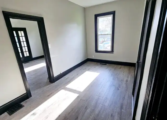 Property at 179 W 4th St Unit A, Mansfield, OH, 44903, 1 bed, 1 bath, [object Object]