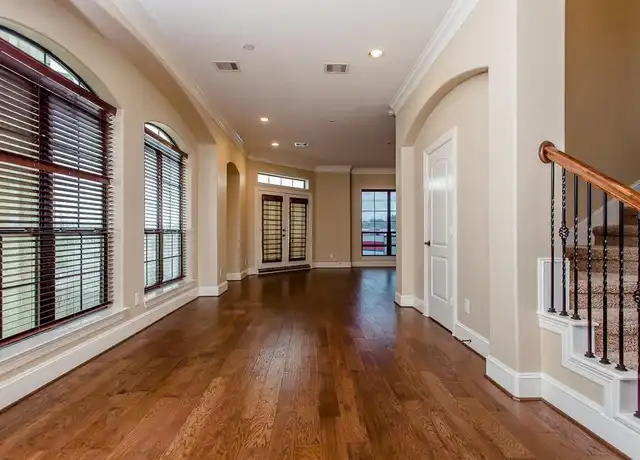 Property at 1106 Hempstead Villa Ln, Houston, TX, 77008, 3 beds, 3.5 baths, [object Object]