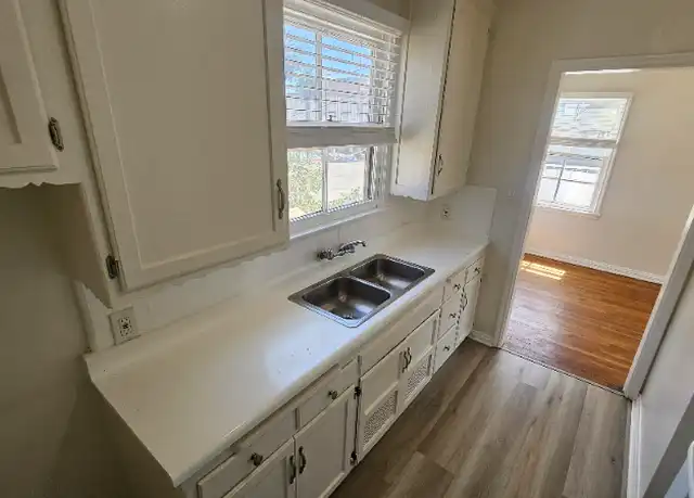 Property at 938 S Grand View St Unit 4, Los Angeles, CA, 90006, 1 bed, 1 bath, [object Object]