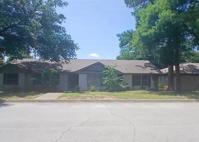 Property at 7274 Yolanda Dr, Fort Worth, TX, 76112, 7 beds, 3 baths, [object Object]