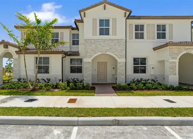 Property at 2634 SE 29 St, Homestead, FL, 33035, 3 beds, 2.5 baths, [object Object]