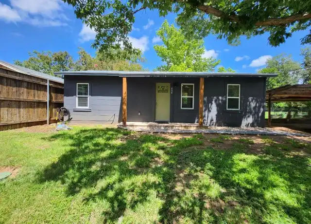 Property at 804 N Orange St, Fredericksburg, TX, 78624, 2 beds, 1 bath, [object Object]
