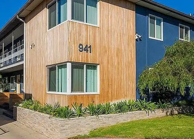 Photo of 941 N Cedar St, Inglewood, CA 90302