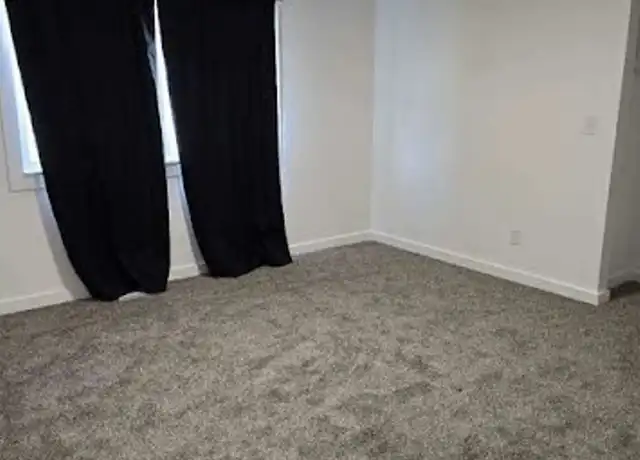 Property at 4111 W Burbank St Unit B, Springfield, MO, 65802, 2 beds, 1 bath, [object Object]