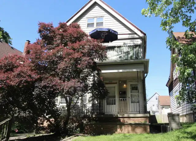 Property at 2927 N Newhall St, Milwaukee, WI, 53211, 3 beds, 1 bath, [object Object]