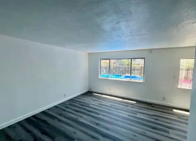Property at 1800 74th Ave Unit B, Oakland, CA, 94621, 2 beds, 1 bath, [object Object]