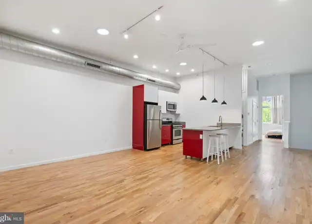 Property at 1215 N Hancock St Unit B, Philadelphia, PA, 19122, 2 beds, 2 baths, [object Object]