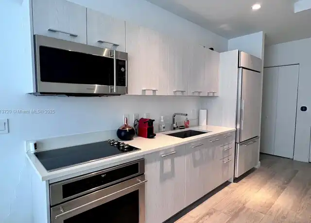 Property at 55 SW 9th St #4109, Miami, FL, 33130, 1 bed, 1.5 baths, [object Object]