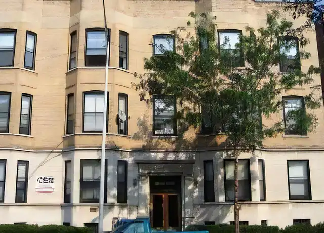 Property at 1011 S Oakley Blvd Unit 2F, Chicago, IL, 60612, 3 beds, 1 bath, [object Object]