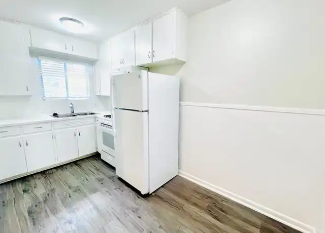 Property at 926 E Dean Keeton St Unit 107, Austin, TX, 78705, 1 bed, 1 bath, [object Object]