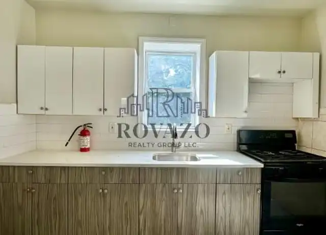 Property at 15 Davis Ave Unit 1, East Orange, NJ, 07017, 5 beds, 2 baths, [object Object]