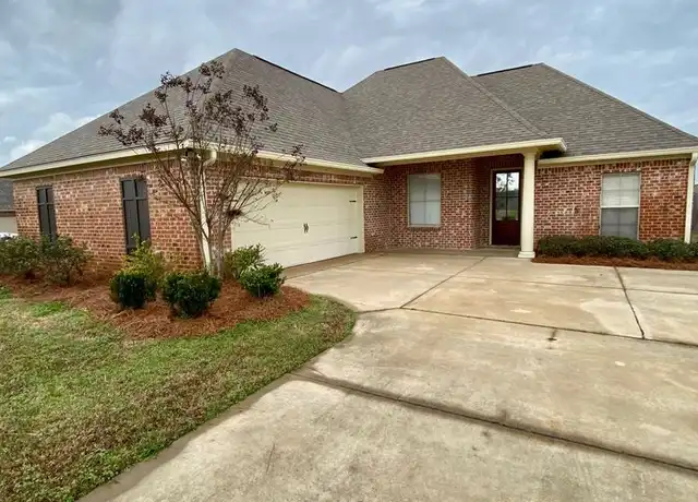 Property at 136 Rhodes Ln, Canton, MS, 39046, 3 beds, 2 baths, [object Object]