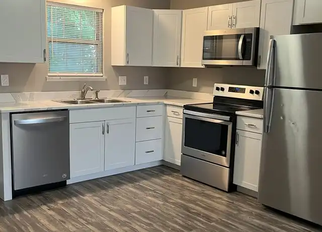 Property at 391 W Wood St Unit 391, Troy, MO, 63379, 3 beds, 1 bath, [object Object]