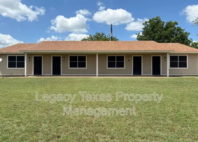 Property at 1410 Courtney Pl, Cleburne, TX, 76033, 1 bed, 1 bath, [object Object]