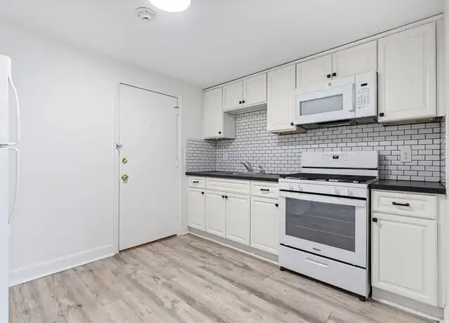 Property at 55 Broad St Unit 9, Lynn, MA, 01902, 1 bed, 1 bath, [object Object]