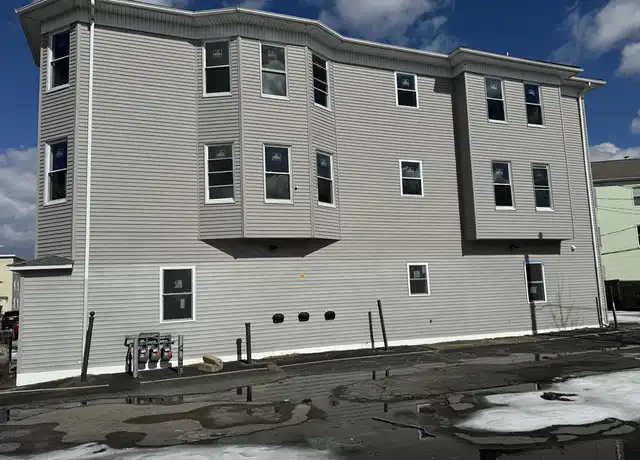 Property at 27 Camp St Unit 1, Worcester, MA, 01603, 3 beds, 1.5 baths, [object Object]