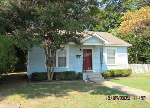 Property at 1221 Watkins St, Conway, AR, 72034, 2 beds, 1 bath, [object Object]