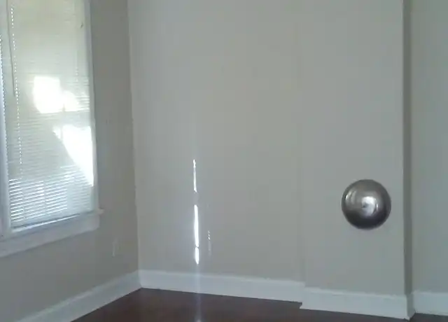 Property at 306 Perkins St, Leesburg, FL, 34748, 1 bed, 1 bath, [object Object]