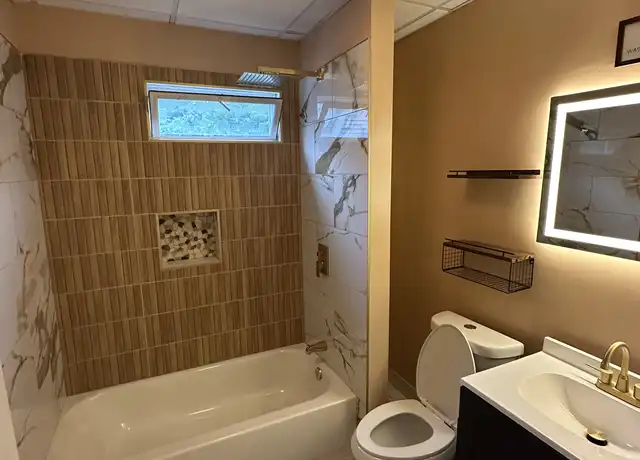 Property at 32 Holland Ave Unit 2, Pawtucket, RI, 02860, 2 beds, 1 bath, [object Object]