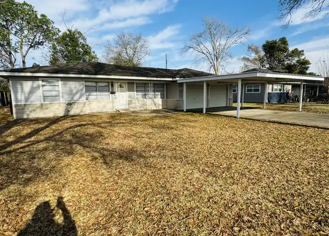 Property at 5569 Sonnier Ln, Groves, TX, 77619, 3 beds, 1.5 baths, [object Object]