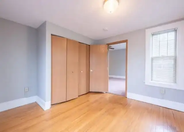 Property at 3517 University Ave Unit 002, Des Moines, IA, 50311, 1 bed, 1 bath, [object Object]
