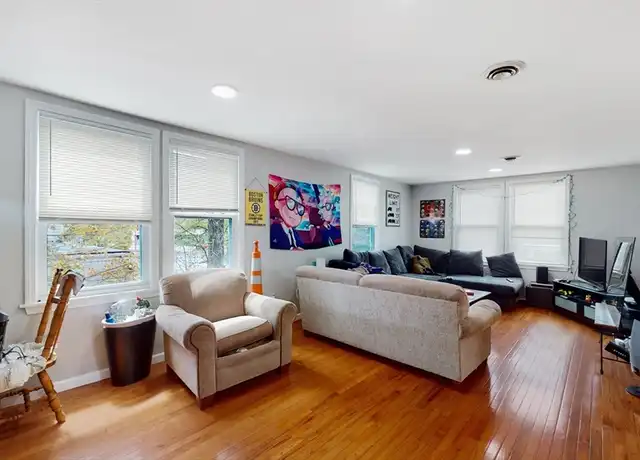 Property at 15 Beulah St Unit 2, Framingham, MA, 01701, 4 beds, 2 baths, [object Object]