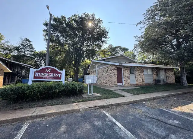 Property at 3615 Patton Rd SW Unit A, Huntsville, AL, 35805, 3 beds, 1.5 baths, [object Object]