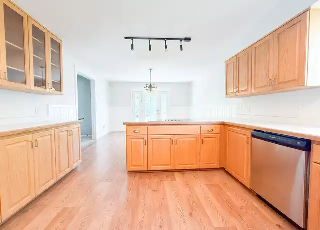 Property at 1600 E Center Creek Dr, Heber City, UT, 84032, 5 beds, 2.5 baths, [object Object]