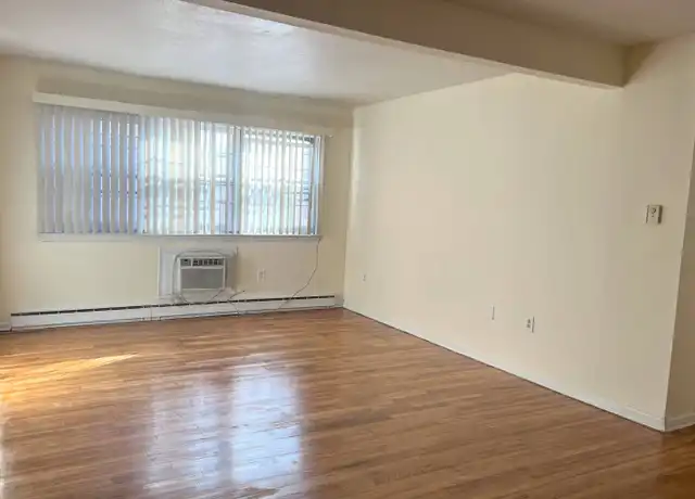 Property at 1044 Campbell Ave Unit 3A, West Haven, CT, 06516, 1 bed, 1 bath, [object Object]