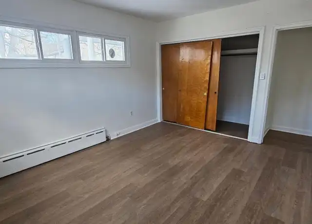 Property at 1106 E Gibson St Unit 1, Scranton, PA, 18510, 3 beds, 1 bath, [object Object]