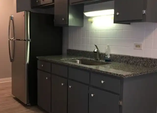 Property at 10036 S Pulaski Rd Unit 310, Oak Lawn, IL, 60453, 1 bed, 1 bath, [object Object]