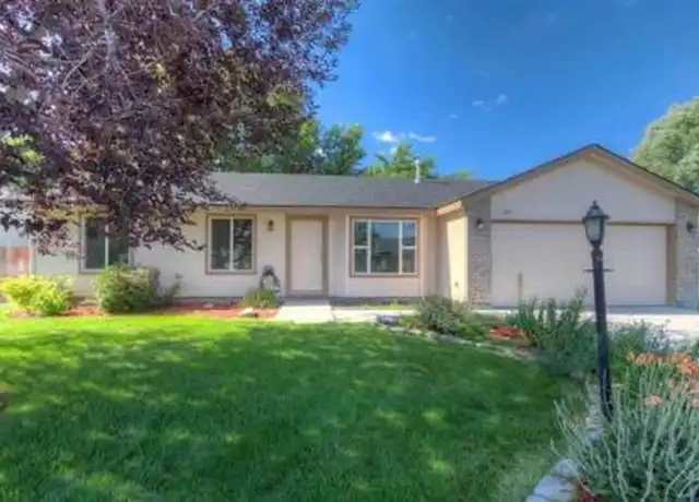Property at 305 W Waterbury Dr, Meridian, ID, 83646, 3 beds, 2 baths, [object Object]