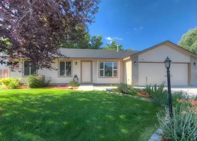 Property at 305 W Waterbury Dr, Meridian, ID, 83646, 3 beds, 2 baths, [object Object]