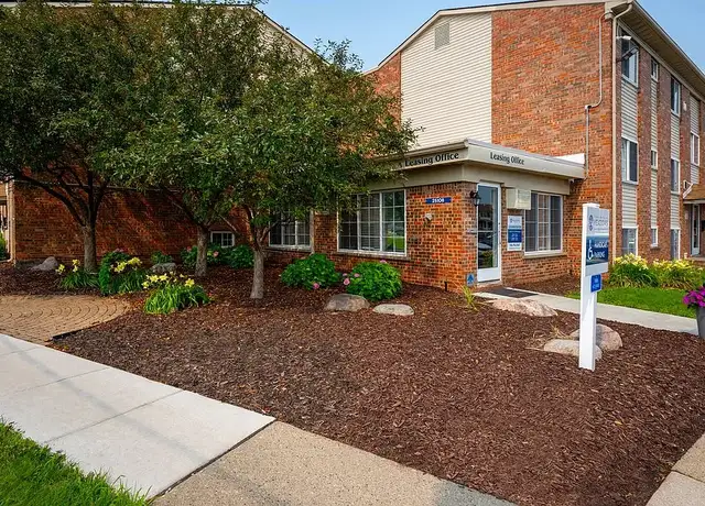 Photo of 25108 Hoover Rd, Warren, MI 48089