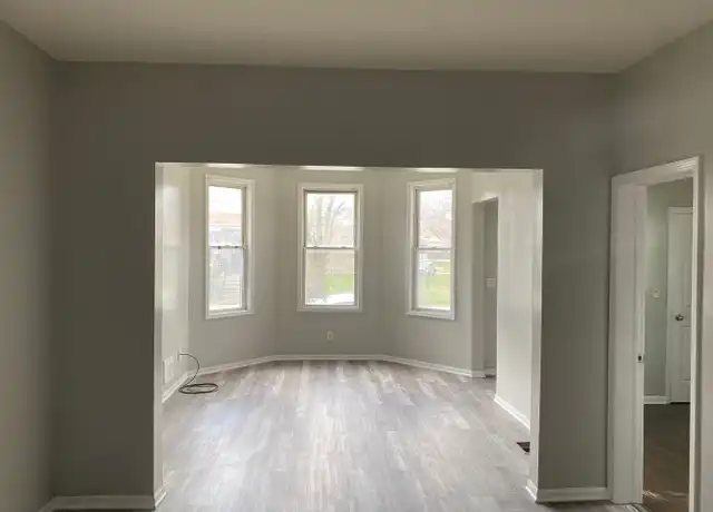 Property at 6829 S Aberdeen St, Chicago, IL, 60621, 4 beds, 2 baths, [object Object]