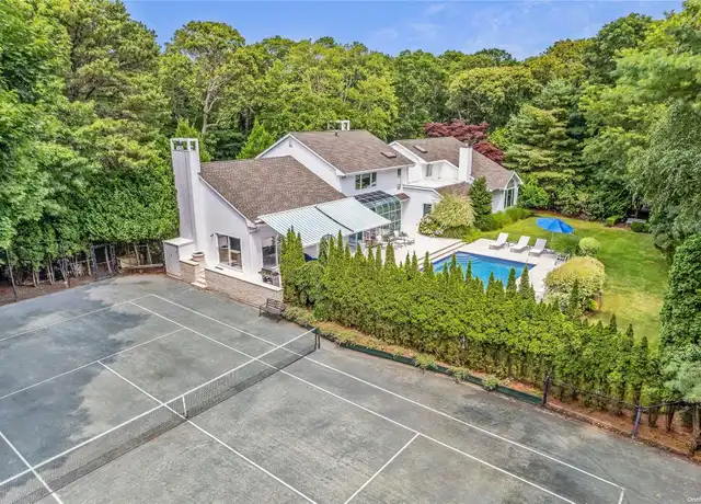 Property at 9 Plume Grass Way, Westhampton, NY, 11977, 4 beds, 5.5 baths, [object Object]