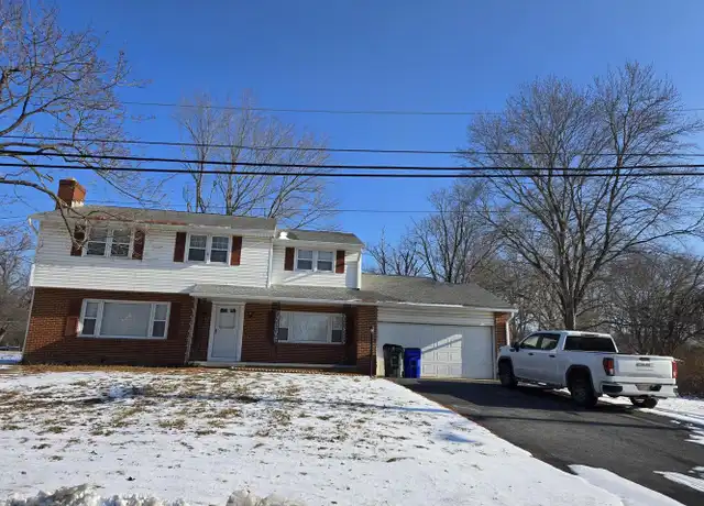 Property at 121 Carlotta Dr, Bear, DE, 19701, 4 beds, 2.5 baths, [object Object]